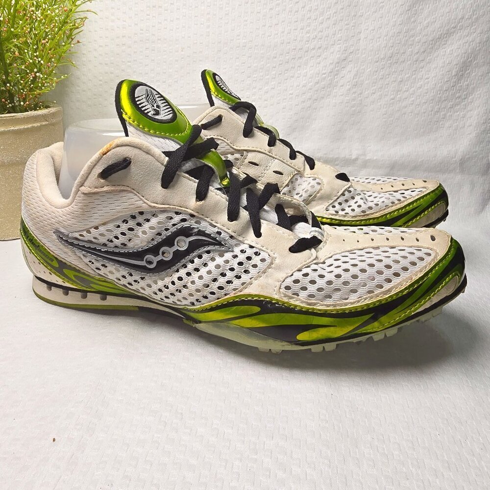 MENS SAUCONY VELOCITY TRACK RUNNING SHOES WHITE NEON GREEN 10